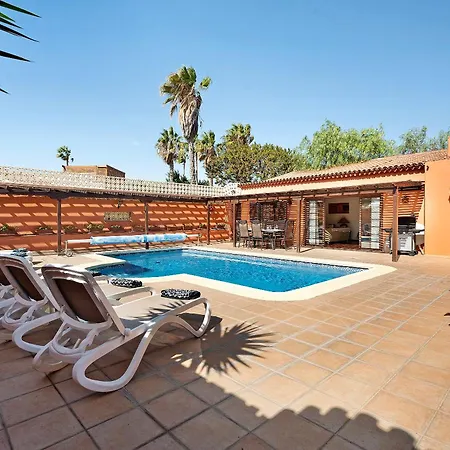 Esselle Villa San Miguel de Abona