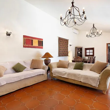 Esselle Vila San Miguel de Abona